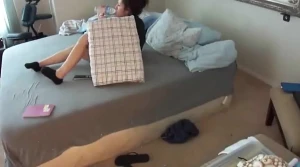 Papi Fucks Her Off The Bed