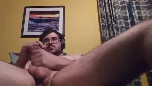 Hung Top Jerking his Cock 236310