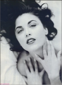 Sherilyn Fenn Pictures 293944