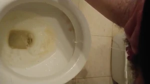 Desperate messy pee over the toilet